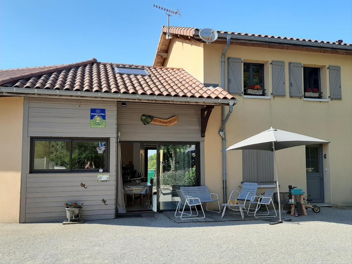 アンブロネ Le Grand Noyer Bed & Breakfast エクステリア 写真
